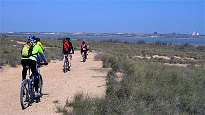 Laguna de SariÃ±ena desde el centro de interpretaciÃ³n.